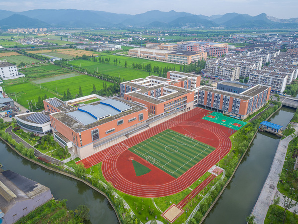 集士港广德湖小学